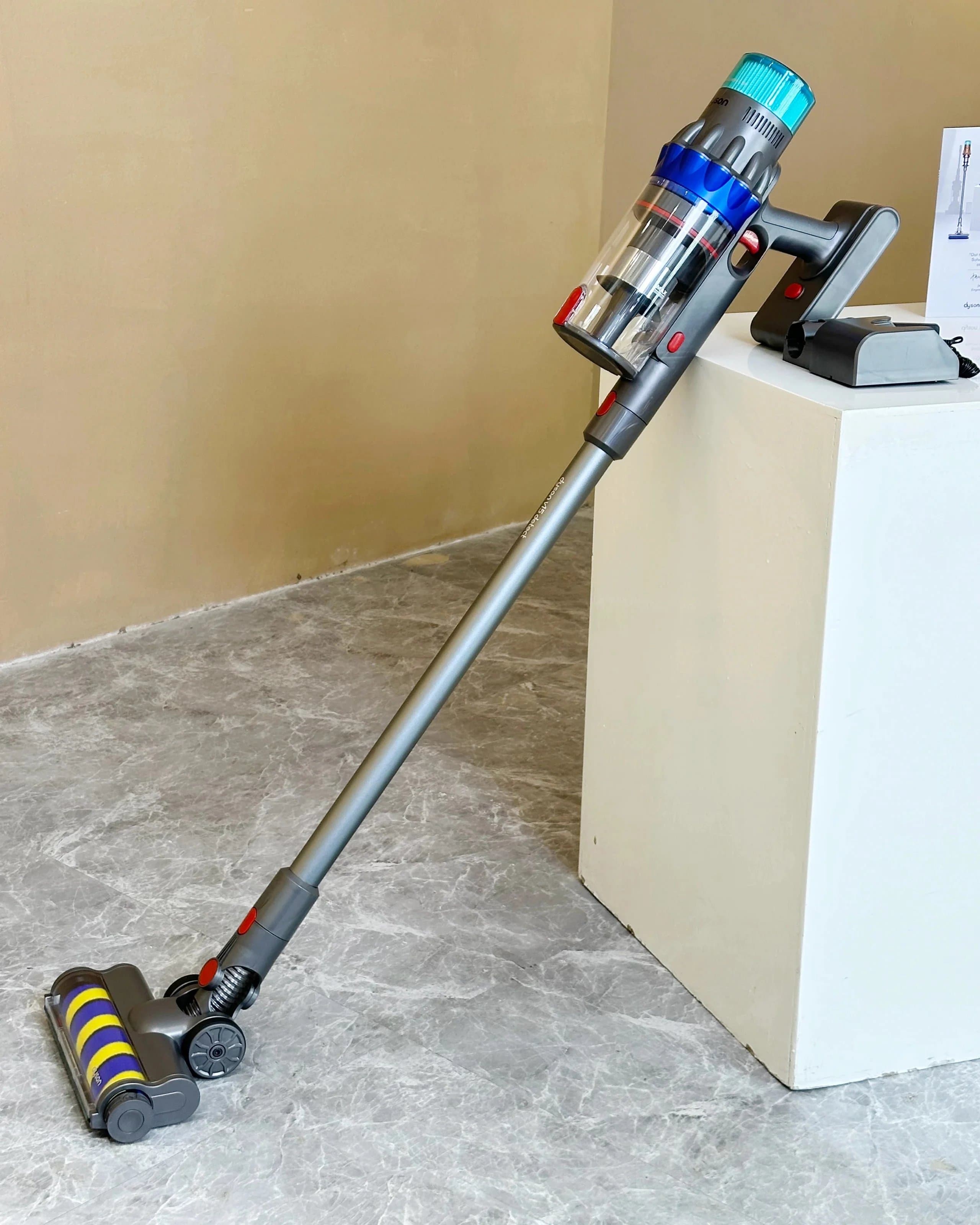 Dyson V8 Cordless Vacuum Cleaner